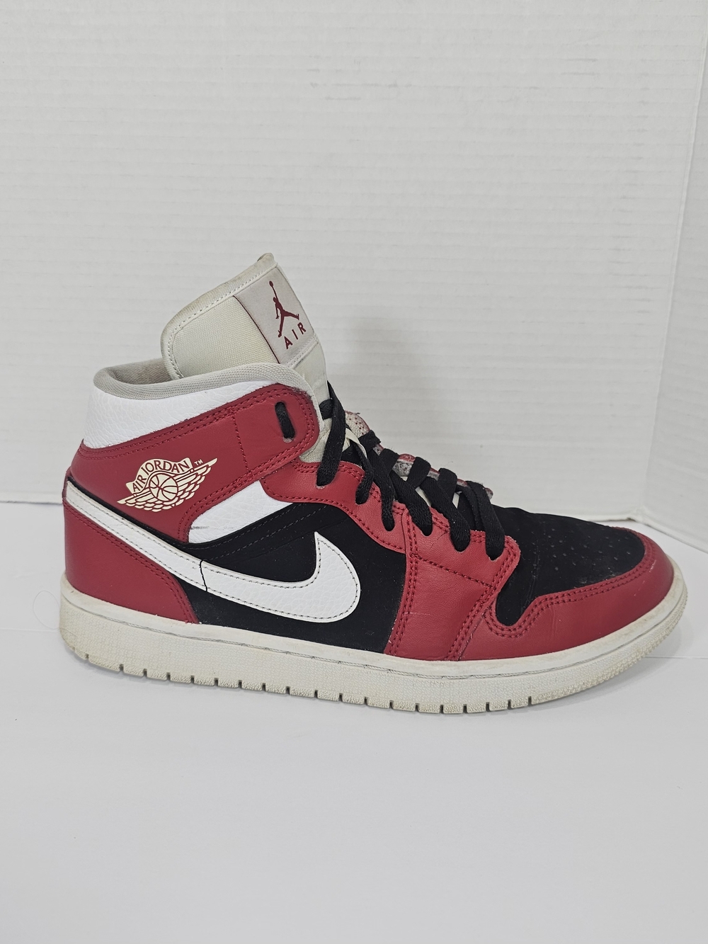 Air Jordan 1 Mid Gym Red/Black BQ6472-601 Leather Sneakers Womens 9.5 Mens 8